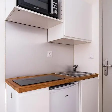 Aparthotel High Five - Calme Sur Les Ramblas