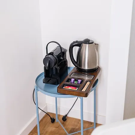 High Five - Calme Sur Les Ramblas Aparthotel