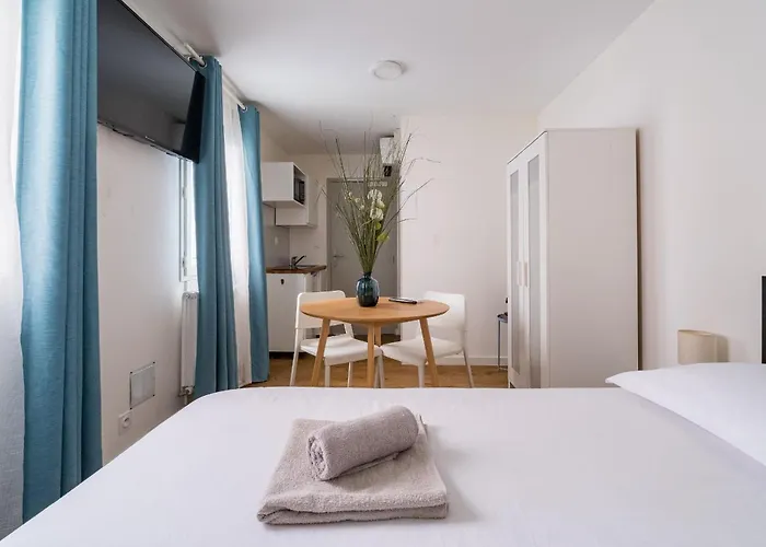 High Five - Calme Sur Les Ramblas