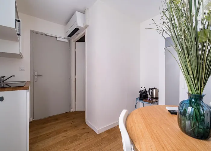 Aparthotel High Five - Calme Sur Les Ramblas